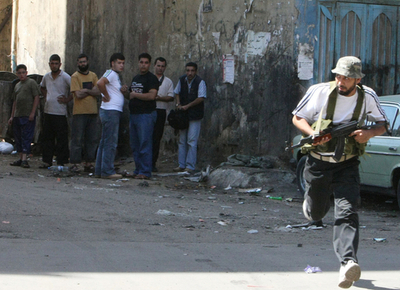 レバノン北部で党派間衝突、死傷者62人