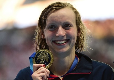 レデッキーが女子400メートル自由形連覇、第16回世界水泳