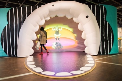 仏パリの科学産業博物館で「微生物叢」をテーマにした展示会