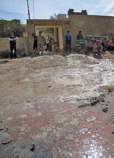 バグダッドで駐留米軍を狙った自爆攻撃、米兵5人が死亡