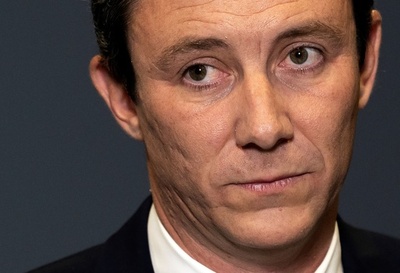 マクロン与党公認のパリ市長候補、わいせつ動画流出で出馬撤回