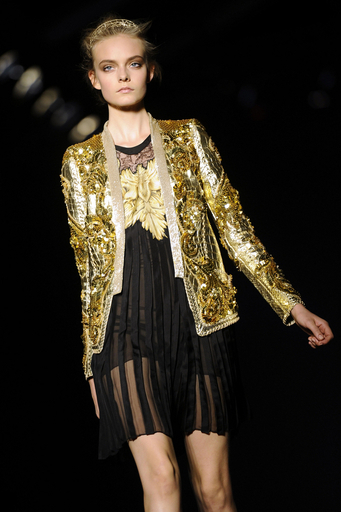 ＜12年春夏ミラノコレクション＞ロベルト カヴァリ