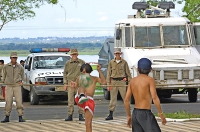 現地統一教会の責任者の日本人らが、誘拐される - パラグアイ