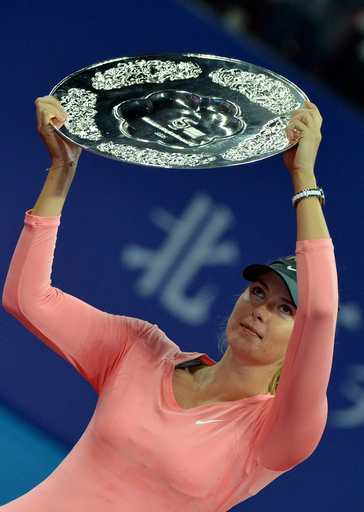 アザレンカがシャラポワを破り優勝、中国オープン