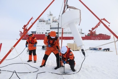 中国とロシア 北極海で初の海氷合同観測を実施
