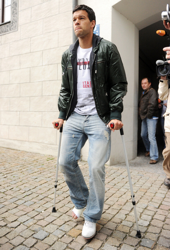 ドイツ主将バラック、右足首負傷でW杯欠場