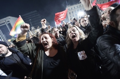 ギリシャ総選挙、反緊縮の急進左派連合が歴史的勝利