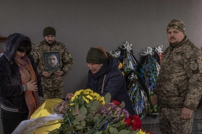 ウクライナ戦死者、3万1000人 ゼレンスキー大統領