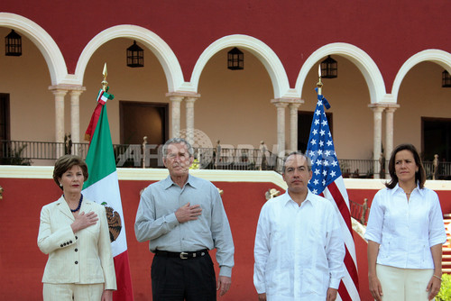 カルデロン大統領 米国はメキシコを無視してきた メキシコ 写真1枚 ファッション ニュースならmode Press Powered By Afpbb News