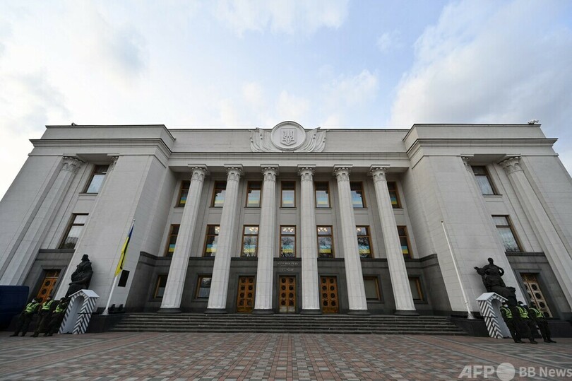 ウクライナ、国家非常事態を宣言 ロシア侵攻に備え