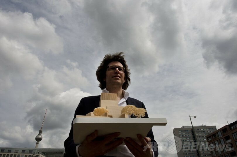 キリスト、イスラム、ユダヤ教徒が集う祈りの施設 独ベルリン