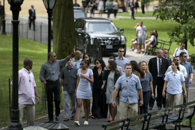 オバマ大統領 娘を連れてnyに 一緒の時間を大切にしたい 写真14枚 国際ニュース Afpbb News