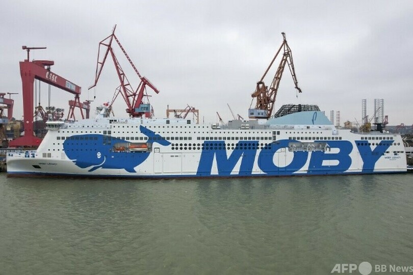 世界最大のRORO式客船が中国広州を出航