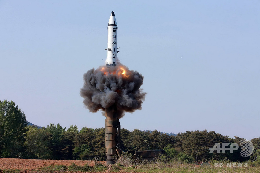 北朝鮮、長距離ミサイル基地を増強 CNN報道 北朝鮮、長距離ミサイル基地を増強 CNN報道