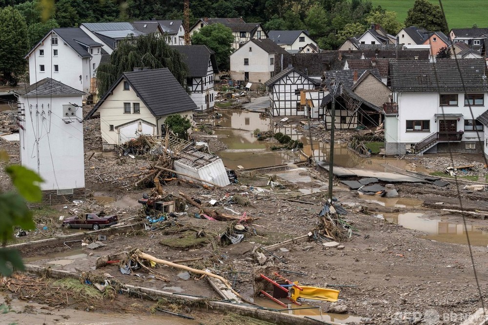 西欧豪雨、ドイツ・ベルギーで67人死亡 多数不明