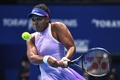 女子テニス、東レ・パンパシフィック・オープン、シングルス1回戦。リターンを狙う大坂なおみ（2022年9月20日撮影）。(c)Philip FONG/ AFP