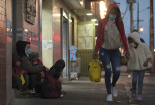 「ハンガーホットスポット」 コロンビア最貧地区で飢える家族