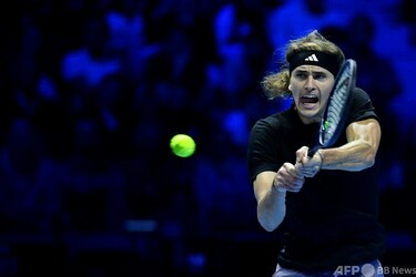 ズベレフがアルカラス破る ATPファイナルズ白星発進 写真7枚 国際