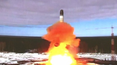 プーチン氏、新型弾道ミサイルを年内に実戦配備