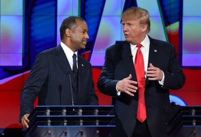 米大統領選、旧敵カーソン氏もトランプ氏支持へ