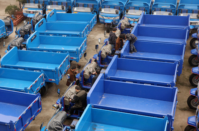 トラックでひき逃げ、15年後に出頭 懲役1年10月 北京