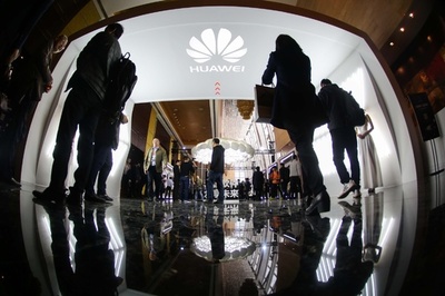 ファーウェイ、2017年上半期の売上高15%増　AIチップ新製品も発売へ