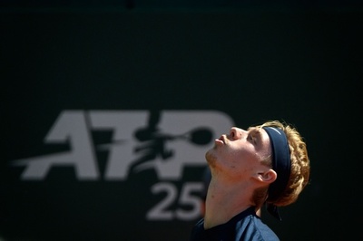 負傷のシャポバロフ、全仏OP欠場を発表