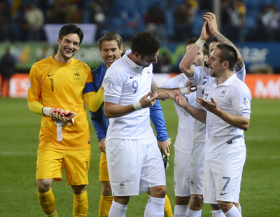 フランス、終了間際の得点でスペインと引き分ける W杯欧州予選