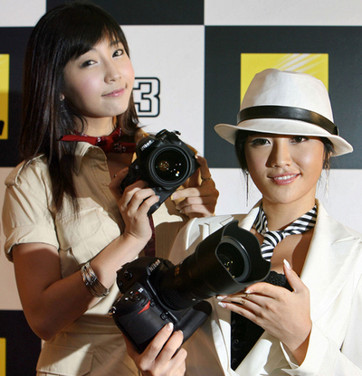 ニコンが新型デジタル一眼レフカメラの最上級機種を発表、新機能を多数搭載