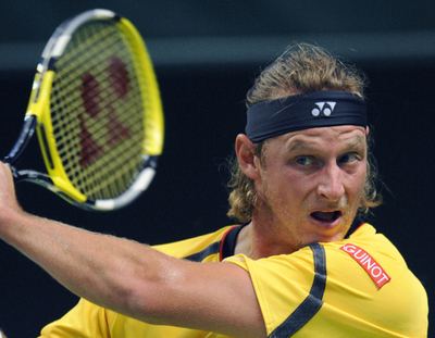 ナルバンディアン レイノルズ下し2回戦へ