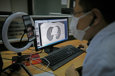 中国の「インターネット病院」が900か所に拡大 コロナ禍で急増