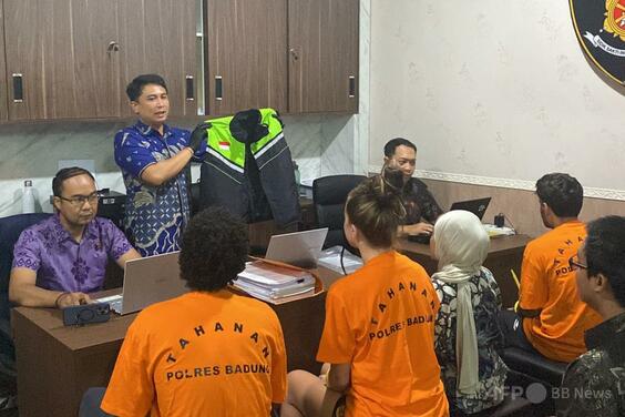 ポルノ製造容疑で欧州人3人逮捕 外国人観光客の迷惑行為相次ぐインドネシア・バリ島