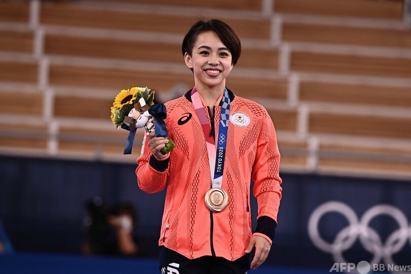 村上が体操種目別ゆかで銅メダル、米21歳が金