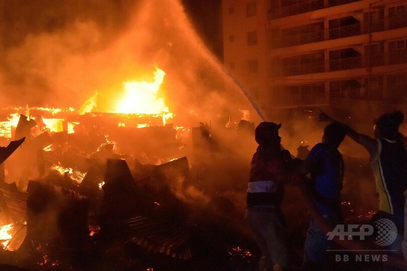 ケニア選挙で衝突続く 死者8人、西部で投票再延期