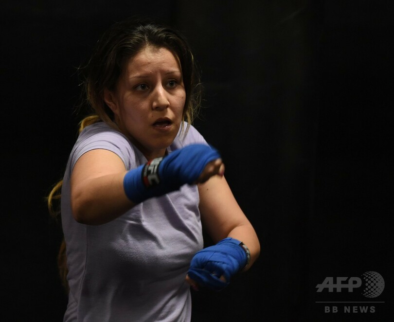 「男社会」総合格闘技の固定観念を壊す女性たち