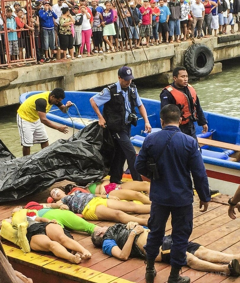 ニカラグア沖で小型船沈没、観光客13人死亡