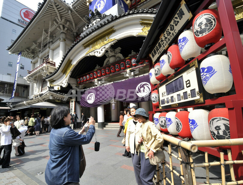 歌舞伎座、そろそろ見納め 13年に高層ビルへ