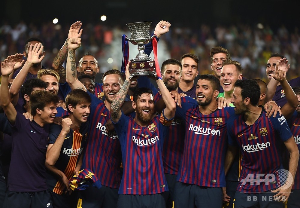 バルセロナがスペイン スーパー杯制覇 主将メッシが初陣飾る 写真8枚 国際ニュース Afpbb News