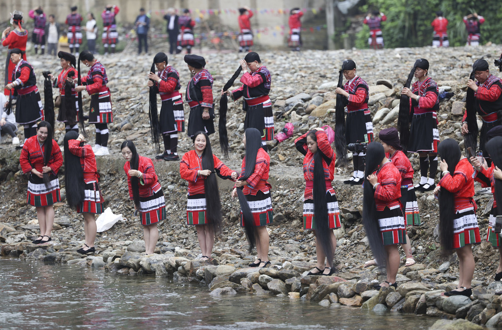 ヤオ族の集落で「長髪祭り」開催 中国広西チワン族自治区 写真6枚 国際ニュース：AFPBB News