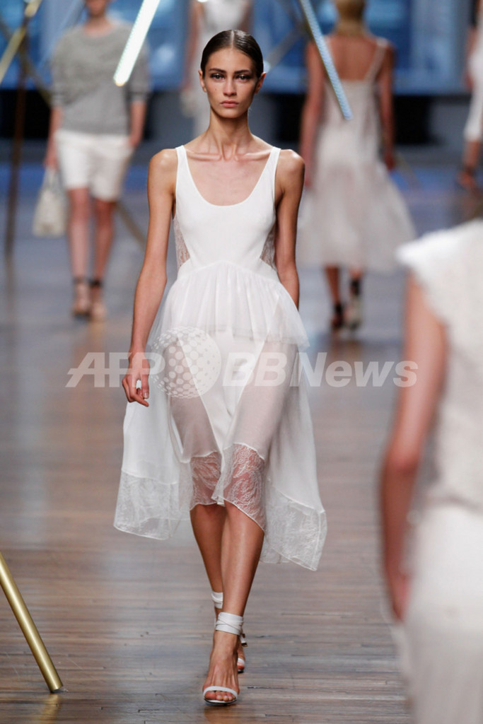 ＜14年春夏NYコレクション＞ジェイソン ウー