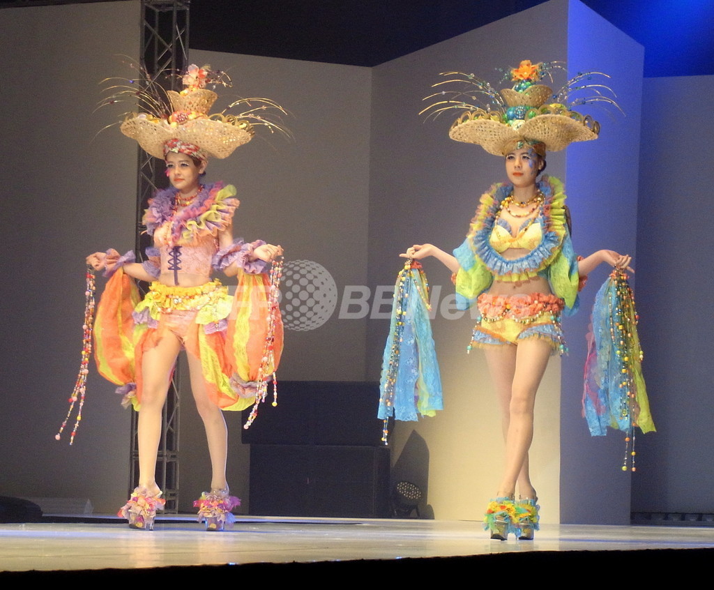 学生らによる迫力の作品一堂に、文化学園文化祭に2万人超える来場者