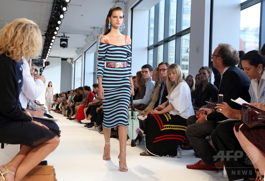 「アルチュザラ」17年春夏