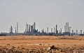 サウジアラビアの首都リヤド南郊にある石油関連施設（2019年9月15日撮影、資料写真）。(c)FAYEZ NURELDINE / AFP