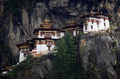 ヒマラヤ山脈東端の国、ブータンで撮影された写真の数々。写真は、パロ（Paro）近くのタクツァン僧院（Taktsang Dzong、2010年10月1日撮影）。(c)AFP/ED JONES