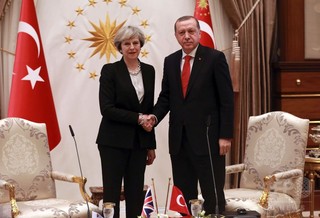 英とトルコ、次世代戦闘機「TFX」の共同開発で基本合意 英とトルコ、次世代戦闘機「TFX」の共同開発で基本合意