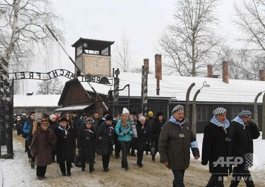 ホロコーストの責任、ナチスではなく「ヒトラーのドイツに