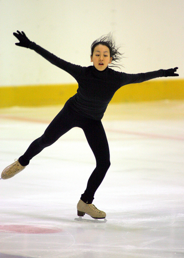 浅田真央と安藤美姫が四大陸選手権2008の公式練習