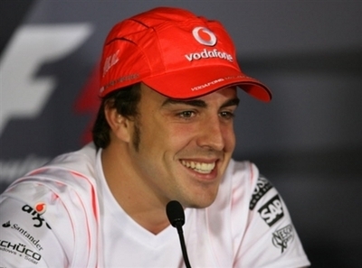 ＜07 F1・第4戦 スペインGP＞開幕を控えアロンソが記者会見に出席 - スペイン