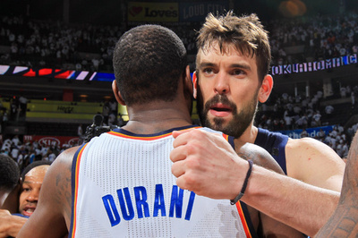 グリズリーズがサンダー撃破、カンファレンス決勝進出 NBAプレーオフ