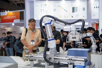 産業用ロボットの生産量が大幅増 中国の「スマート」製造アップグレード